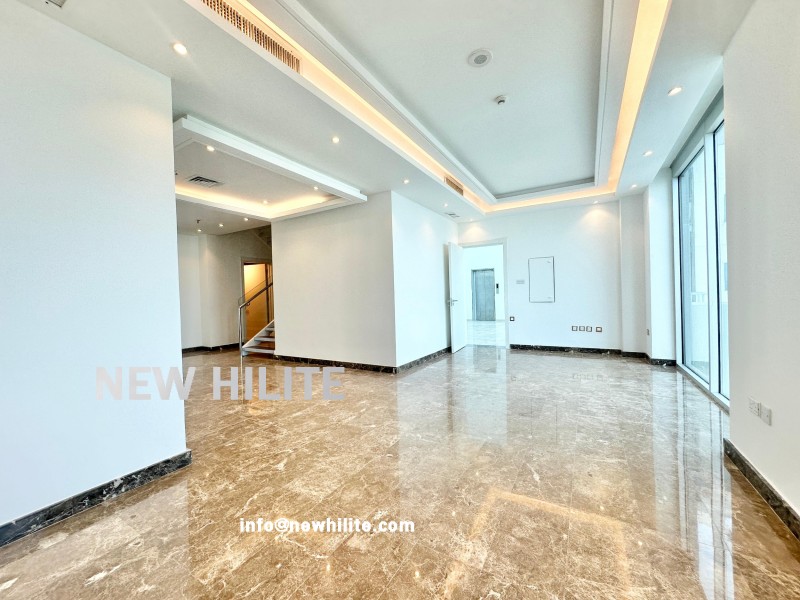 Luxury Seaview 3-Bedroom Duplex for Rent in Al Shaab Al Bahri